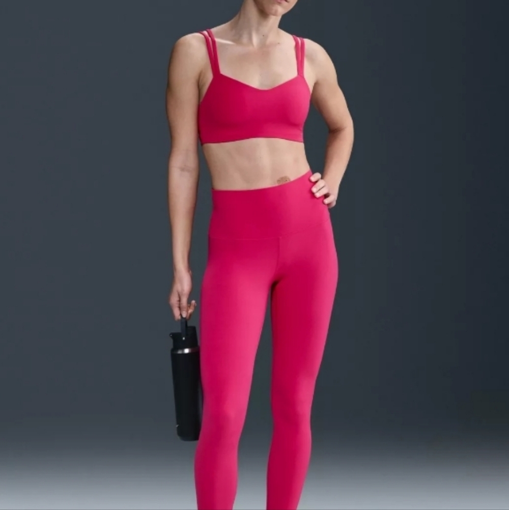 Nike Women's Zenvy Strappy Light-Support Padded Sports Bra Rush Pink